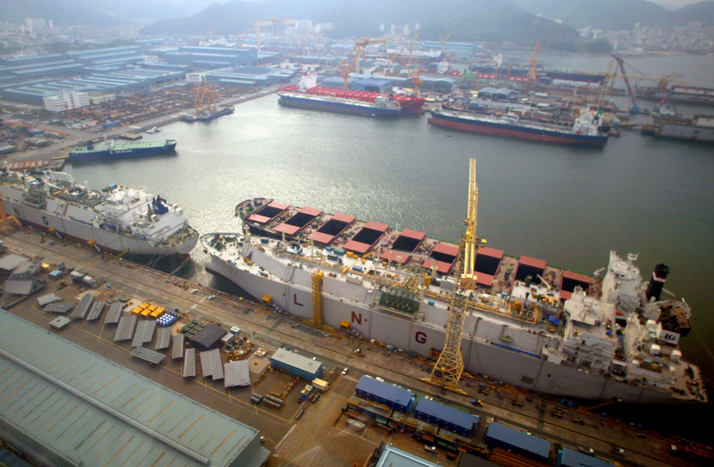 Illustration for article titled The Floating Super-Factories Spawned By Our Insatiable Hunger For Gas